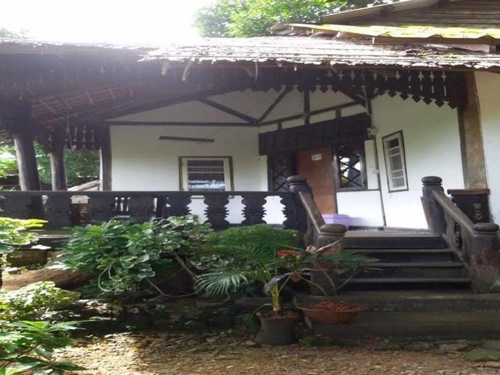 Prince Hotel Mrauk U Exterior photo