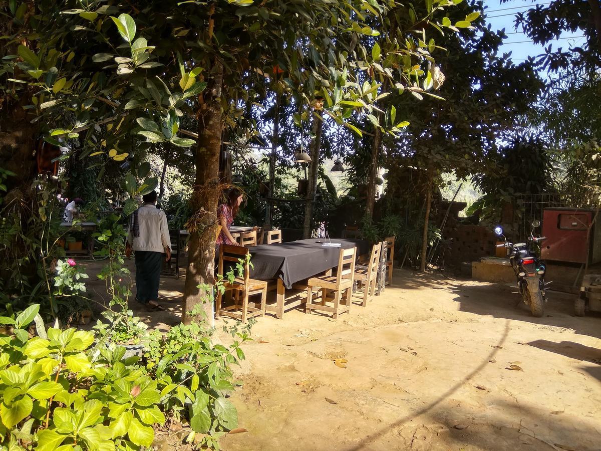 Prince Hotel Mrauk U Exterior photo